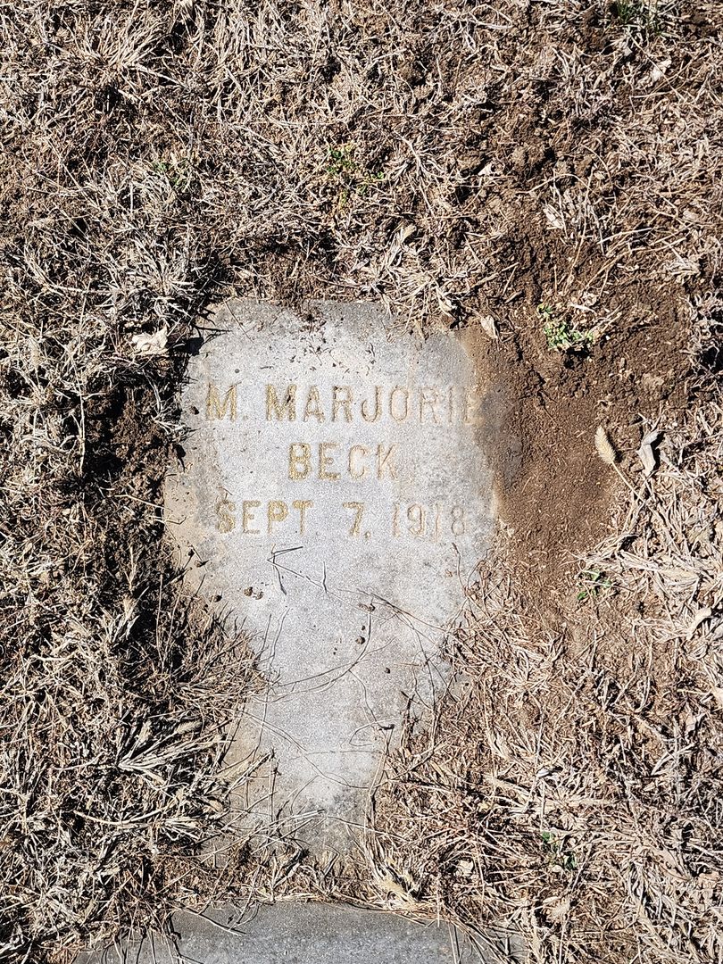 M. Marjorie Beck's grave. Photo 1