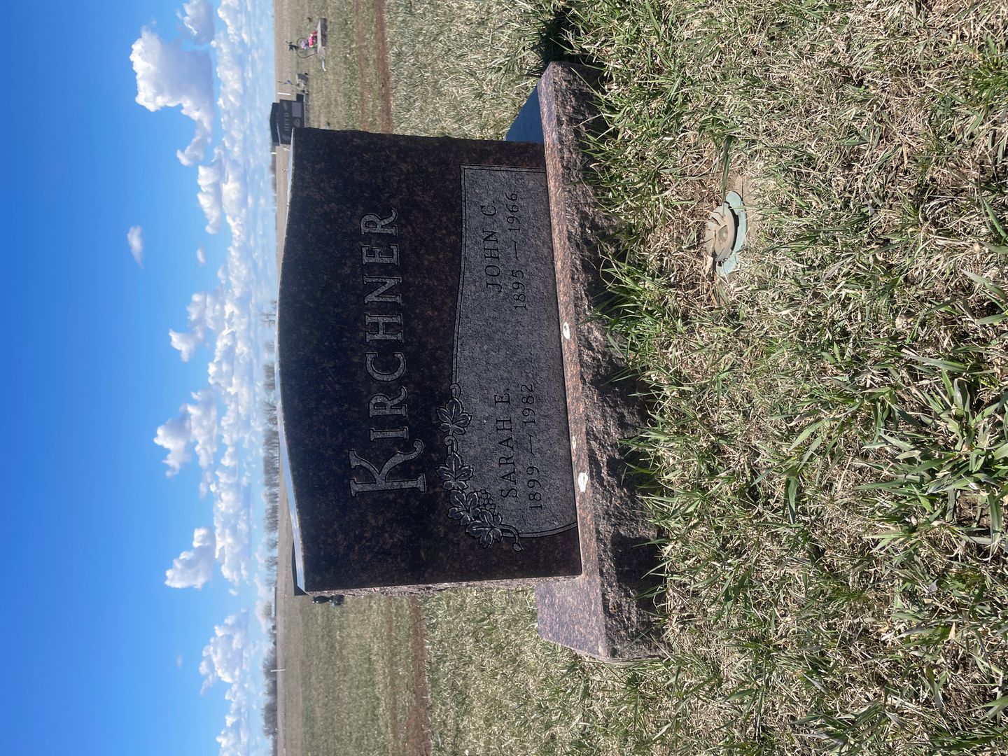 John Carl Kirchner's grave. Photo 1