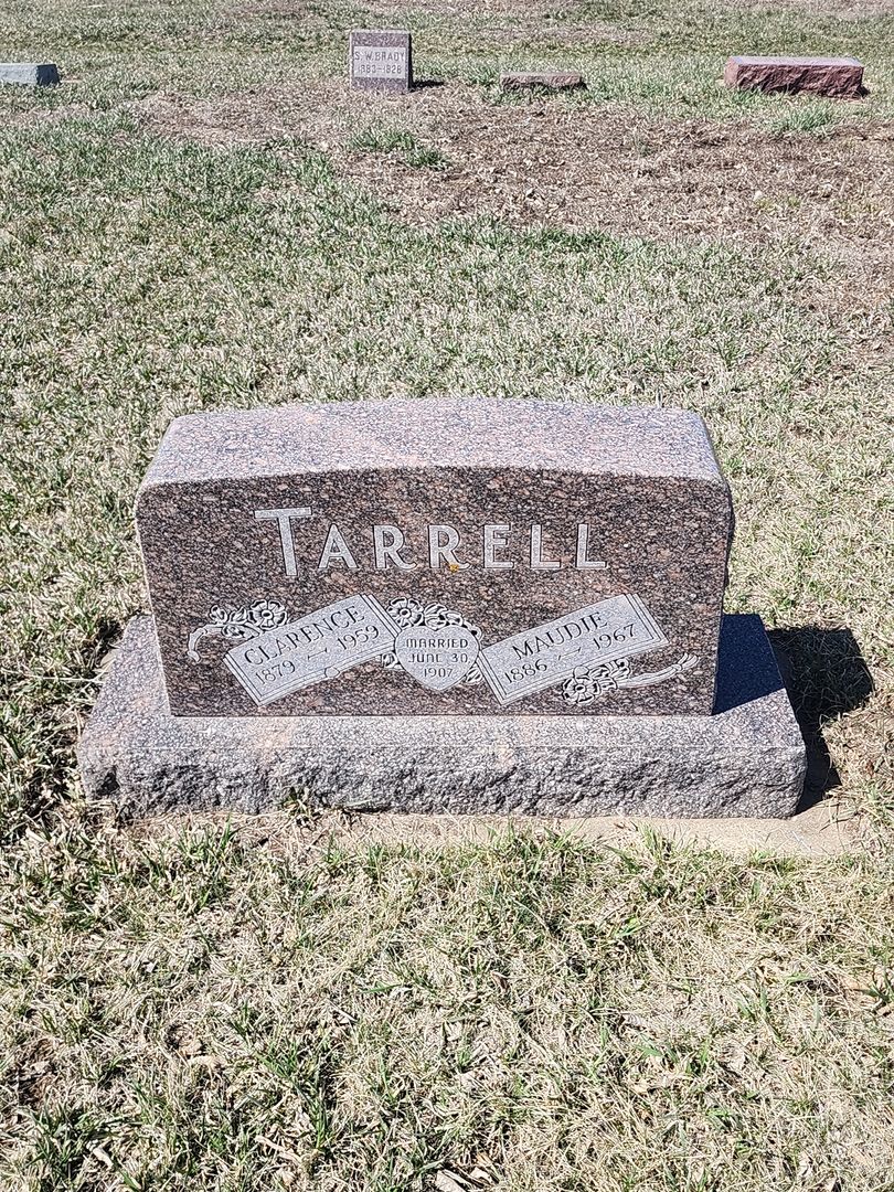 Ethel Maud Sanford "Maudie" Tarrell's grave. Photo 1