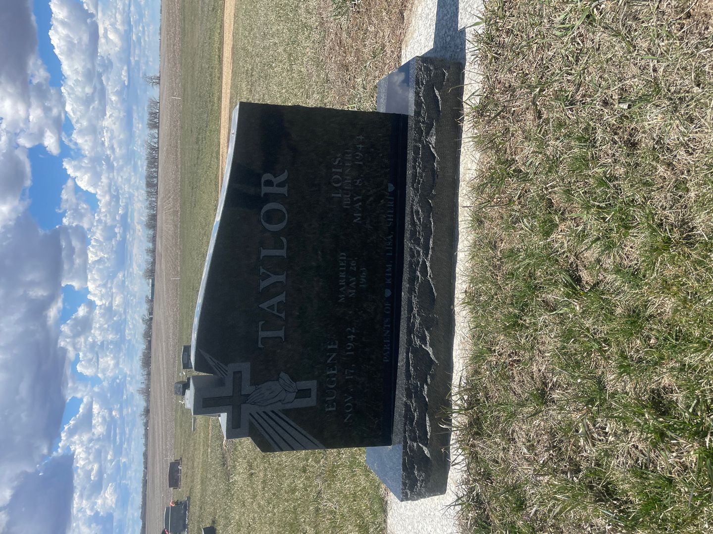 Eugene Taylor's grave. Photo 1