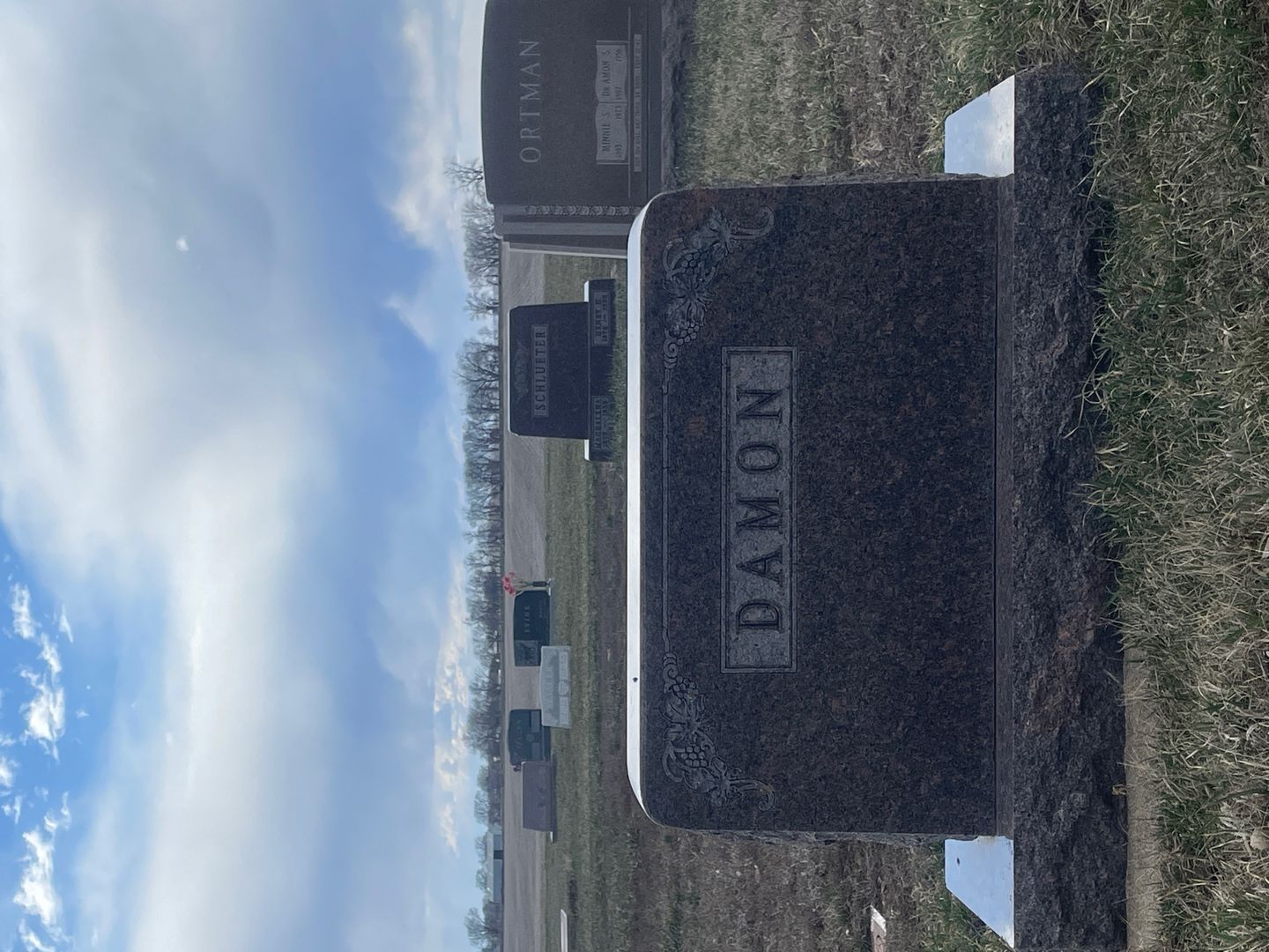 George L. P. Damon's grave. Photo 1