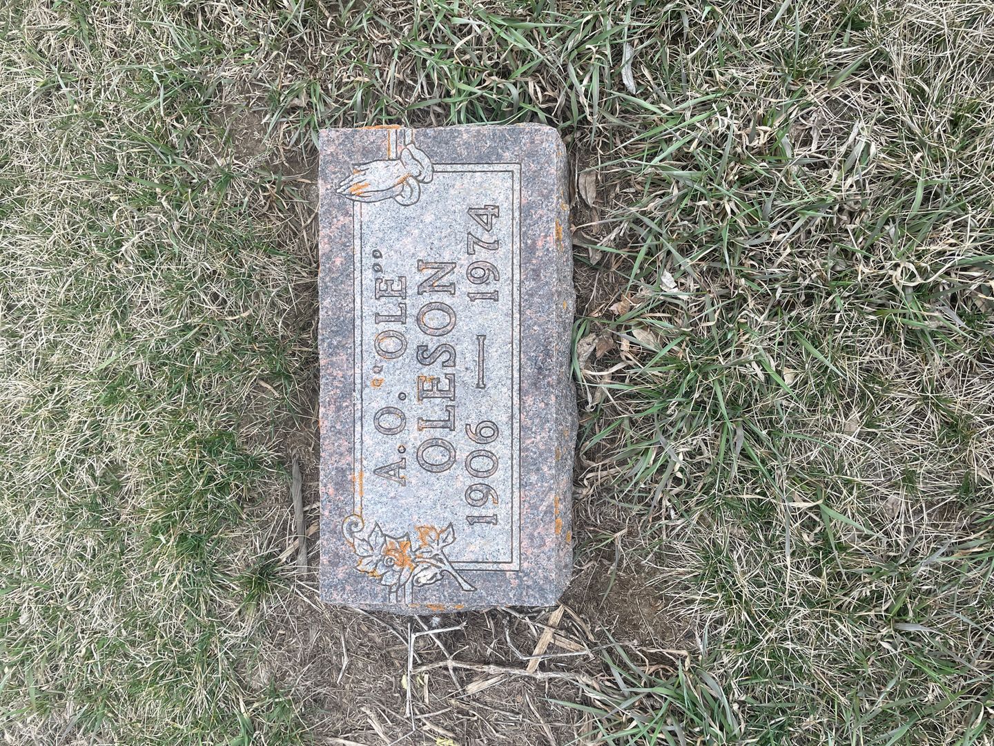 Arthur O. "Ole" Oleson's grave. Photo 1