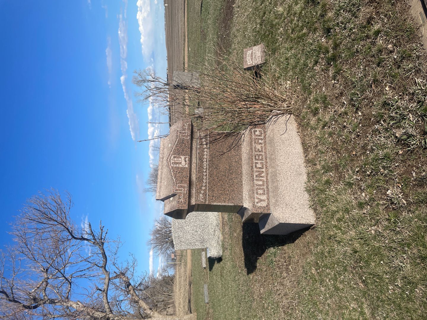 August Youngberg's grave. Photo 1