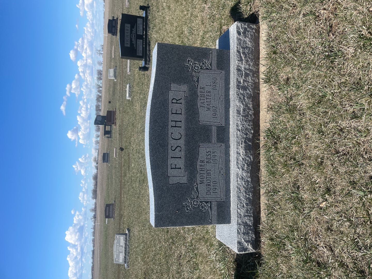 Walter L. Fischer's grave. Photo 1