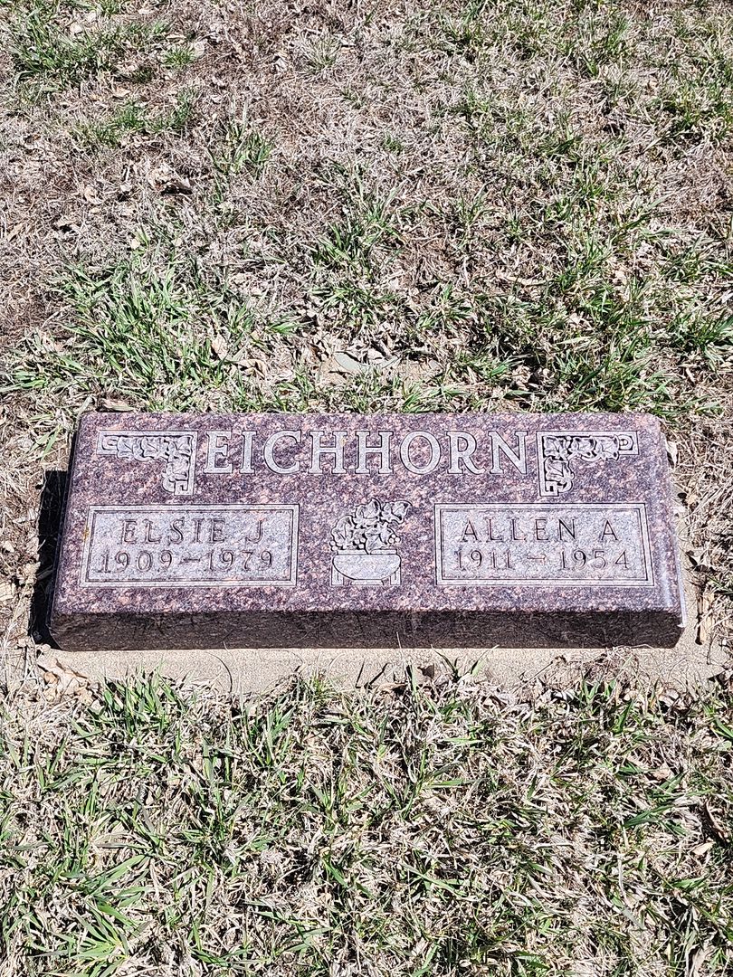Allen A. Eichhorn's grave. Photo 1