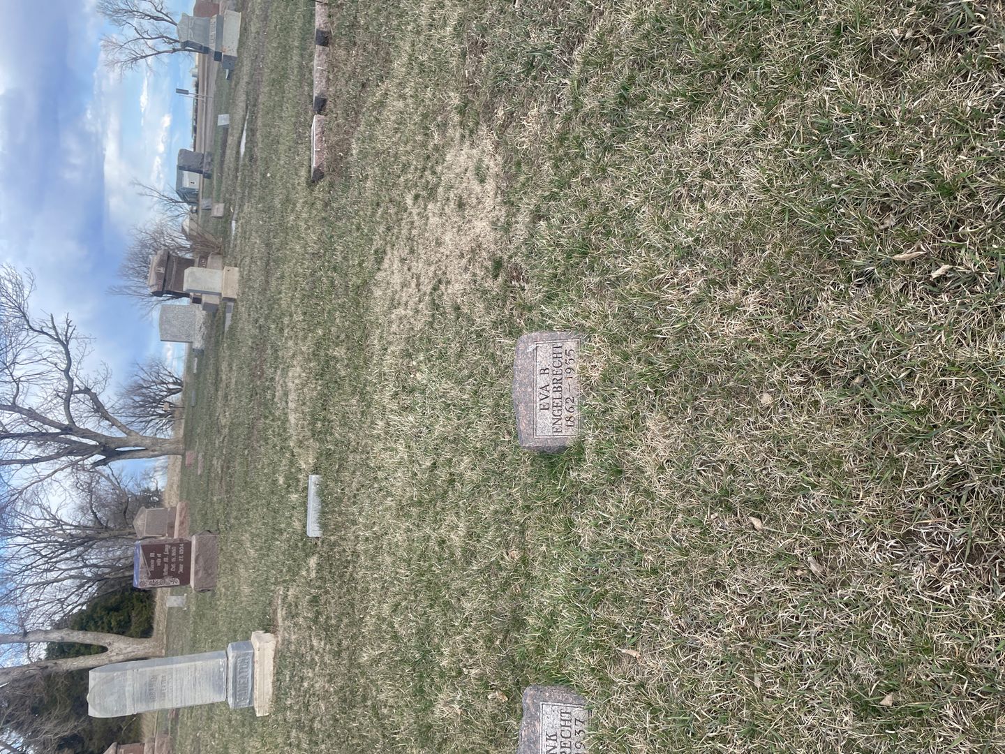 Eva B. Engelbrecht's grave. Photo 1
