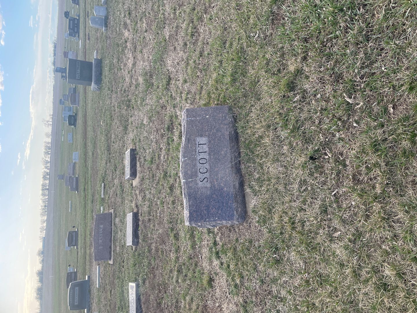 Alice E. Walsh Scott's grave. Photo 1